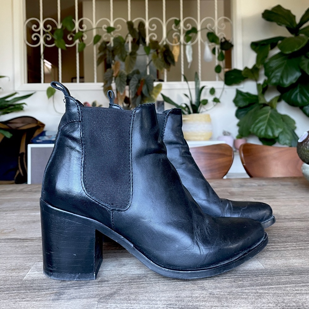 Steve Madden Black Booties